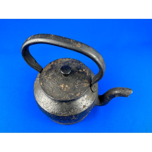 290 - Swain Cast Iron Kettle