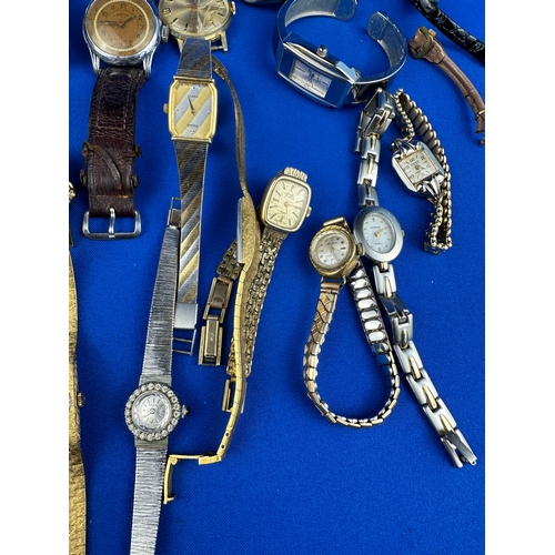 Large Quantity of Vintage Watches