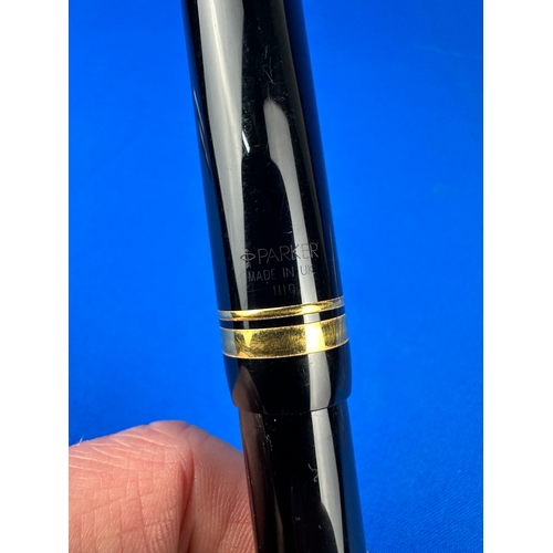 Stylo Plume Parker Duofold Vintage - Plume 18K Or Medium, Garniture Or, Remplissage Sous Vide, Occasion