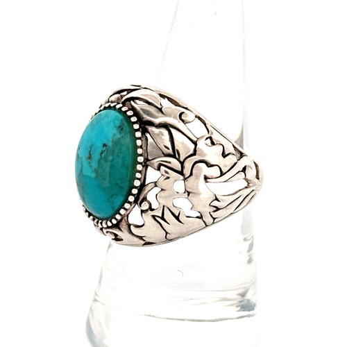 11 - 925 Silver & Turquoise Ring size P