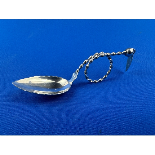 7 - Scandinavian Vintage Twisted Leaf Design Spoon 830 Silver 21g