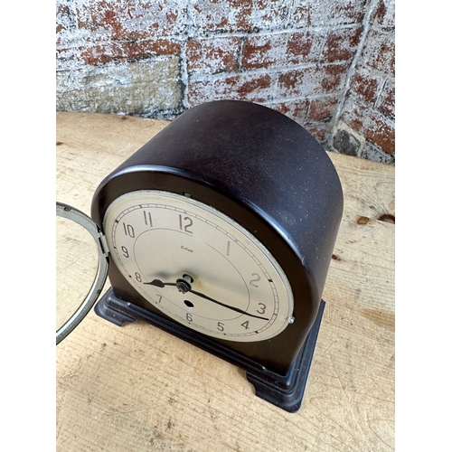 41 - Smiths Bakelite Mantle Clock