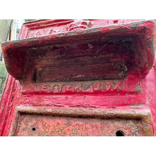 137 - Victorian Flush Wall Mounting Post or Letter Box Featuring the Embossed VR and Crown - no key