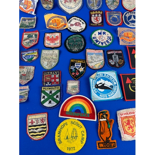 186 - Group of Collectable Pin Badges & Vintage Fabric Patches