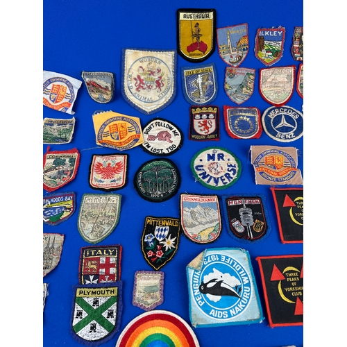 186 - Group of Collectable Pin Badges & Vintage Fabric Patches