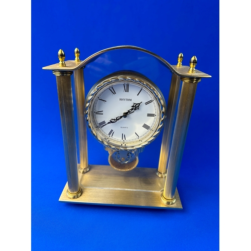 122 - Rhythm Quartz Mantel Clock