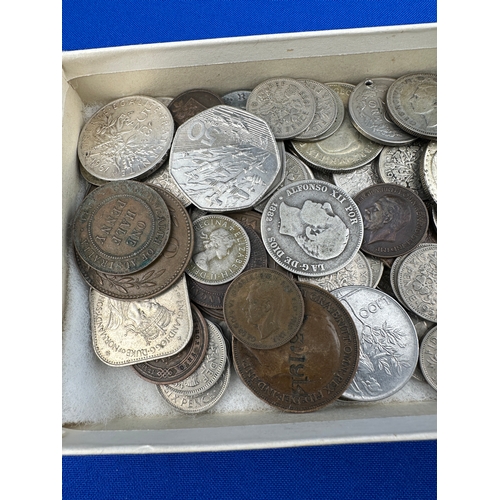 103 - Collection of Vintage & Antique Worldwide Collectable Coins