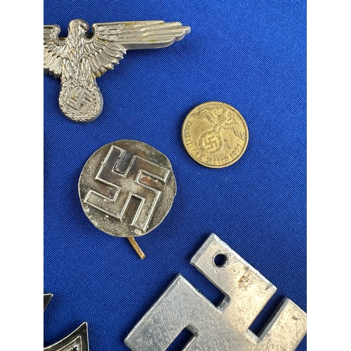 112 - Third Reich Badges, Medal & Coin