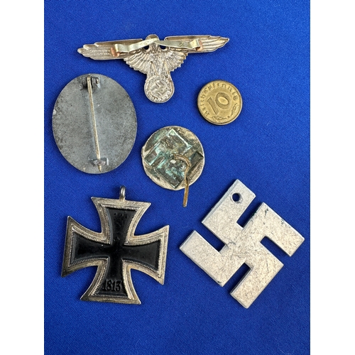 112 - Third Reich Badges, Medal & Coin