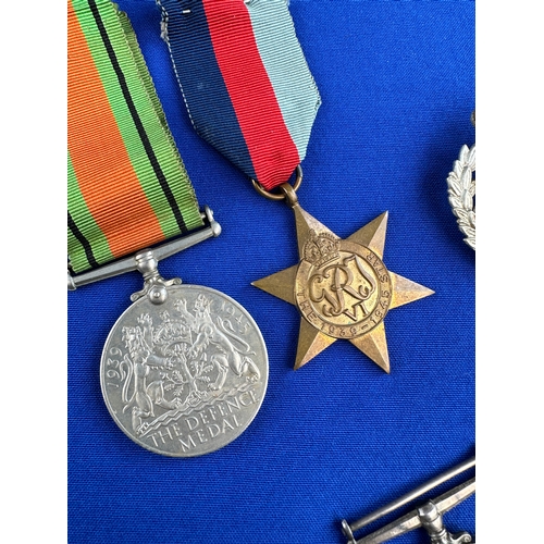 100 - WWI Medals 1781 Pte W.W. Cuthbertson, King's Own Scottish Borders. WWII Medals, Cap Badge, Stripes &... 