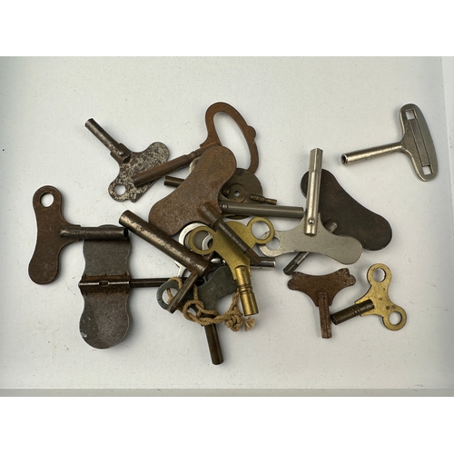 119 - Group of Vintage Clock Keys