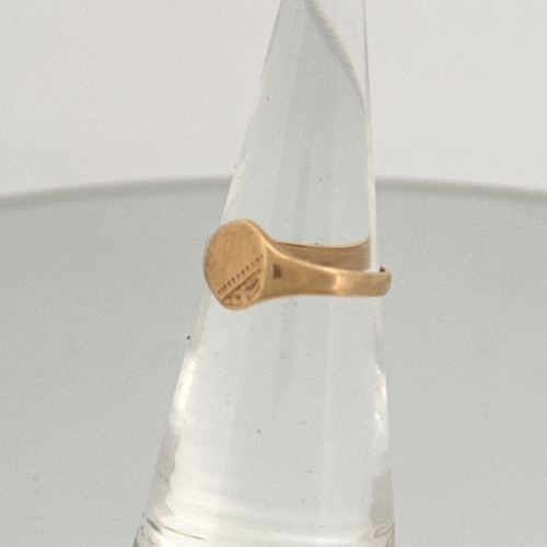 58 - Childs 9ct Gold Signet Ring size E 0.89g