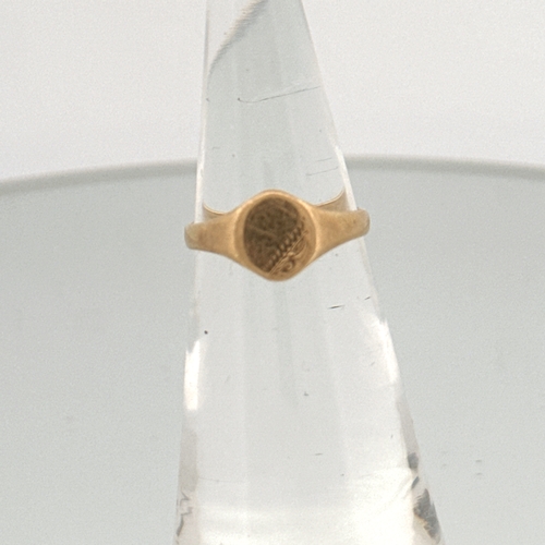 58 - Childs 9ct Gold Signet Ring size E 0.89g