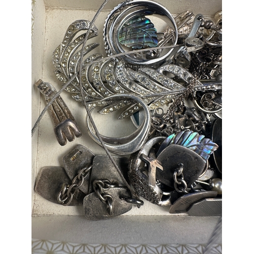 39 - Box of Scrap White Metal & Silver Jewellery Intems