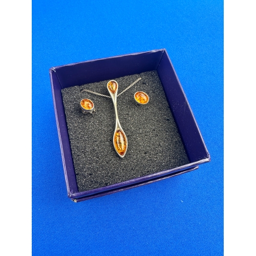 84 - Silver & Amber Pendant Necklace & Earring Set Boxed