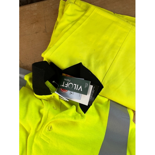 502 - Hi Vis Workwear & Flotation Device