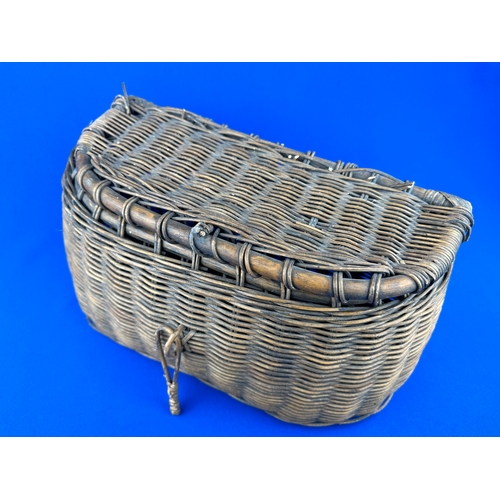 357 - Vintage Wicker Fishing Creel