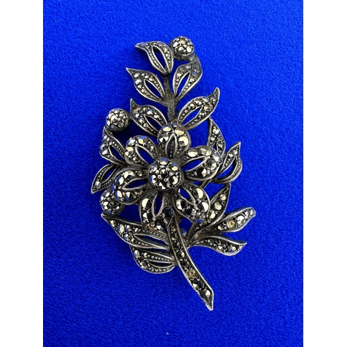 13 - Silver & Marcasite Brooch - stamped 'Silver' 13g