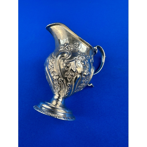 48 - Hallmarked Silver Jug 102.4g London 1904