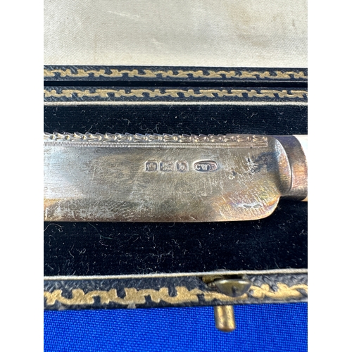 10 - Hallmarked Silver & Mother of Pearl Knife in Presentation Case - Sheffield 1925 85g gross weight