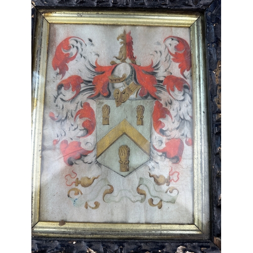 320 - Antique Coat of Arms