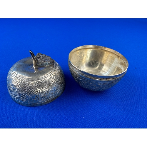 65 - Eastern 900 Silver Apple Shaped Trinket Box 69.3g with Full Egyptian Hallmarks Cairo