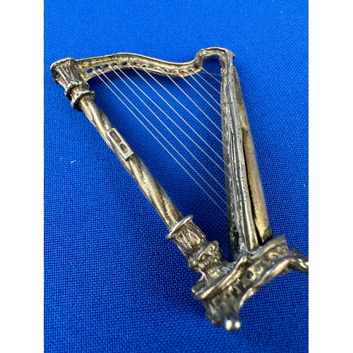 44 - 800 Silver miniature Harp