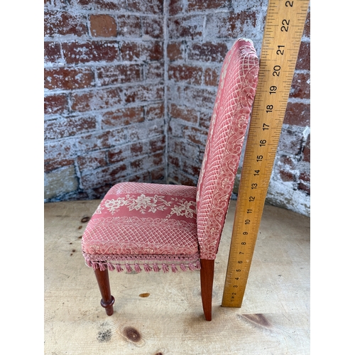 172 - Antique Style Upholstered Teddy Bear Chair