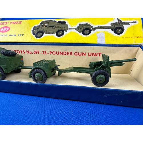 142 - Dinky Toys No. 697 25 Pounder Gun Unit Set