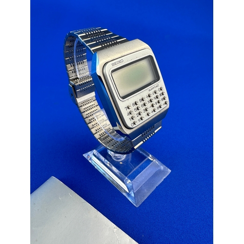 65 - Seiko Quartz C153 Digital Calculator Watch - untested