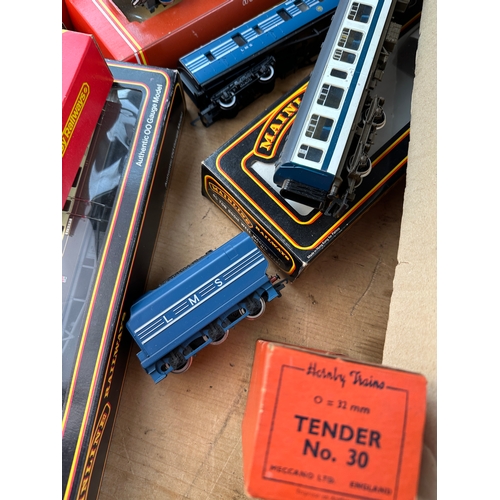 87 - Collection Of Hornby Trains, Rolling Stock & Trackside Buildings