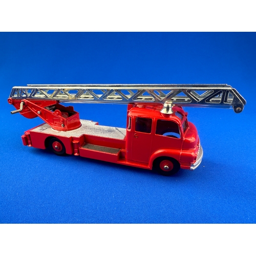 105 - Dinky Toys Diecast Turntable Fire Truck 956