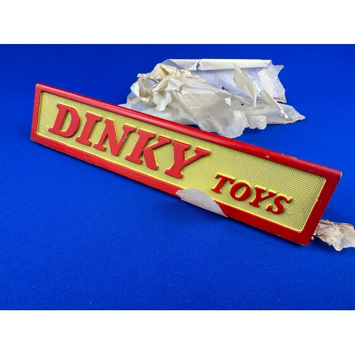 127 - Dinky Toys 0000 Dealer Sign Diecast Shop Display (4/4)