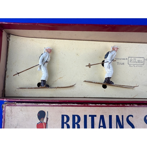 150 - Britains 2017 Ski Troops - Boxed