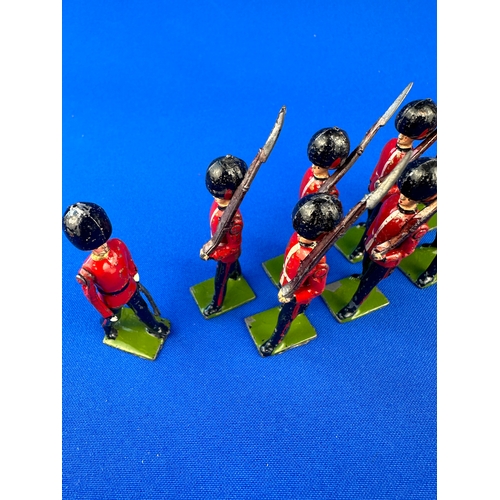 157 - Early Britains Coldstream Guards Figures