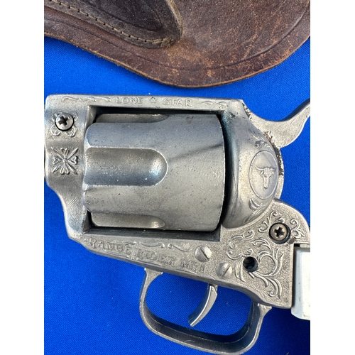 165 - Loan Star Range Raider Mk II Toy Pistol & Holster - as found