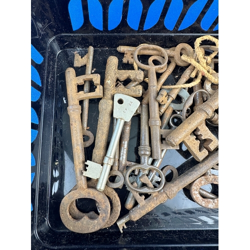 239 - Basket of Antique & Vintage Keys