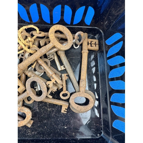 239 - Basket of Antique & Vintage Keys