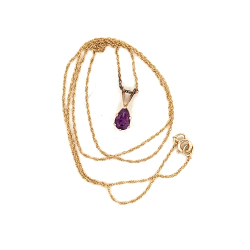 8 - 9ct Gold & Amethyst Pendant Necklace