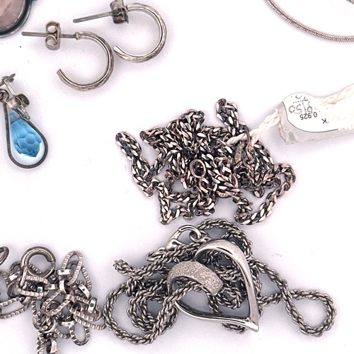 19 - Group of Silver & White Metal Jewellery Items