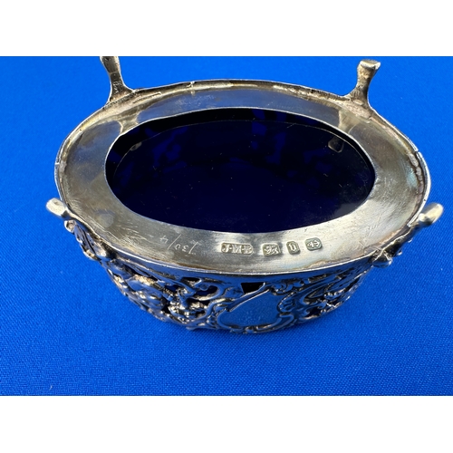 10A - Hallmarked Silver Salt with Cobalt Blue Glass Inner Birmingham 1882 65.8g