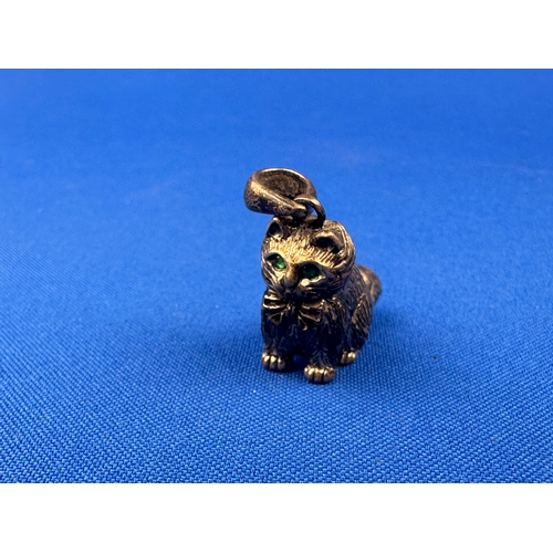 16 - Sterling Silver Cat Whistle Charm with Emerald Coloured Stones for Eyes 11.4g