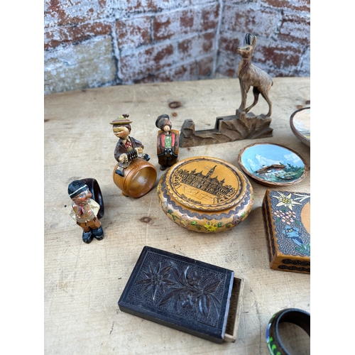 207 - Group of Carved Wooden Items includiung Boxes & Napkin Rings