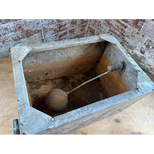 175 - Vintage Galvanised Cistern Tank - Garden Pot / Feature
