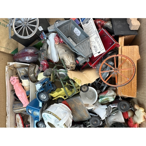 132 - Tray of assorted Small Vintage Toys