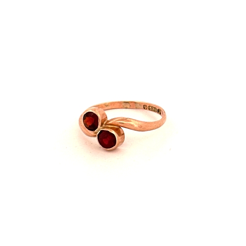 14 - 9ct Rose Gold & Garnet Ring size K 1.24g
