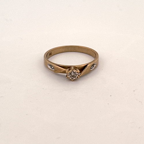 25 - 9ct Gold Ring with Diamonds size P 2.18g