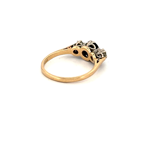 98 - 18ct Gold Diamond & Sapphire Ring size N 3.2g