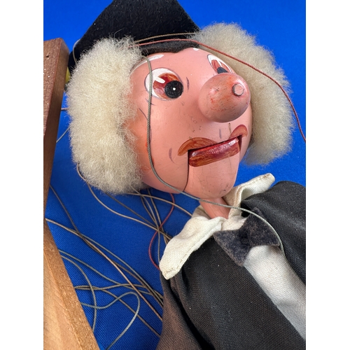 105 - Pelham 'Headmaster' Puppet