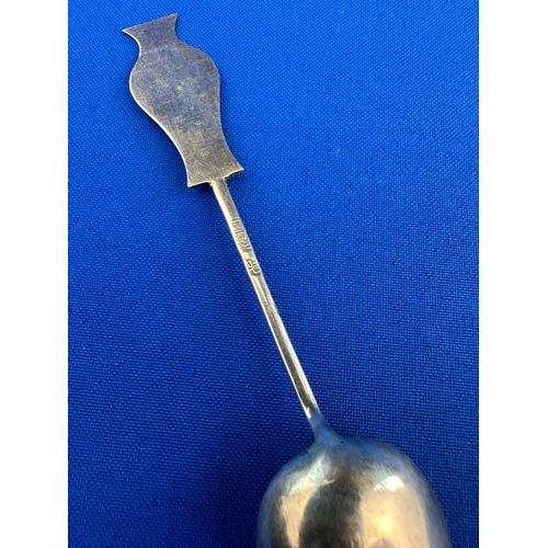 41 - Antique Chinese Export Silver Spoon with Engraved Vase Handle. Stamped Marks